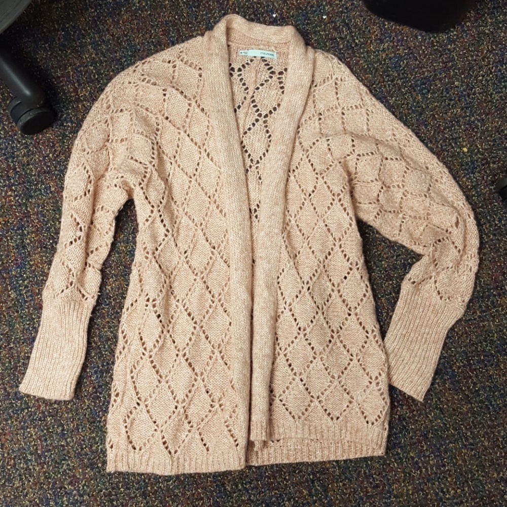 rose gold colored size medium maurices cardi!